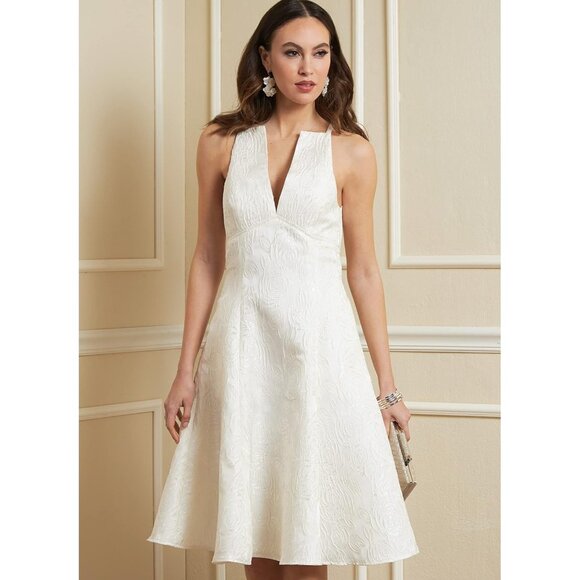 Vogue Patterns Misses Dress Sewing Pattern V1882 A/B/C/D Cup Sizes 18-26 - Picture 4 of 9